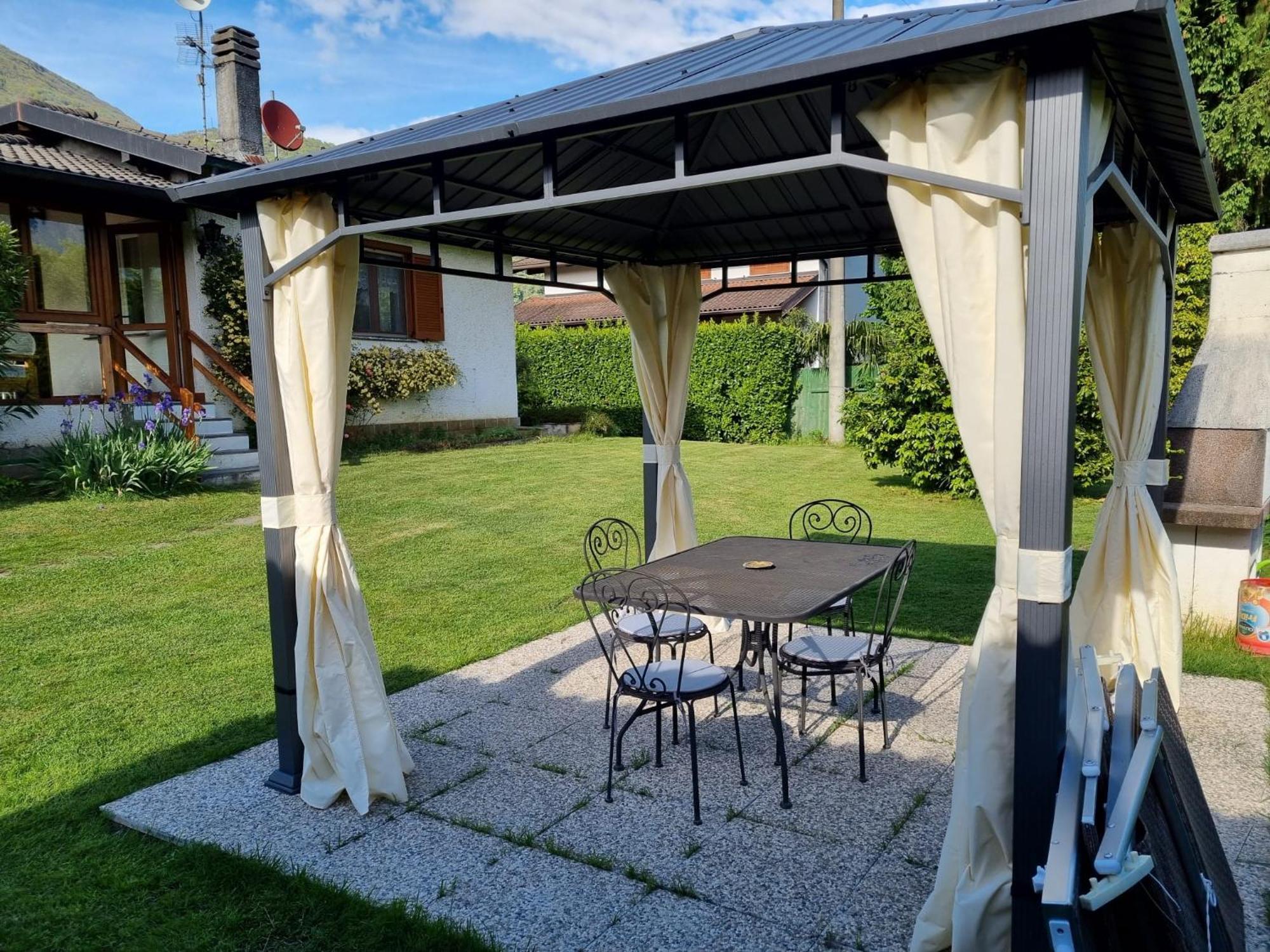 Villa Anna Sorico Bagian luar foto