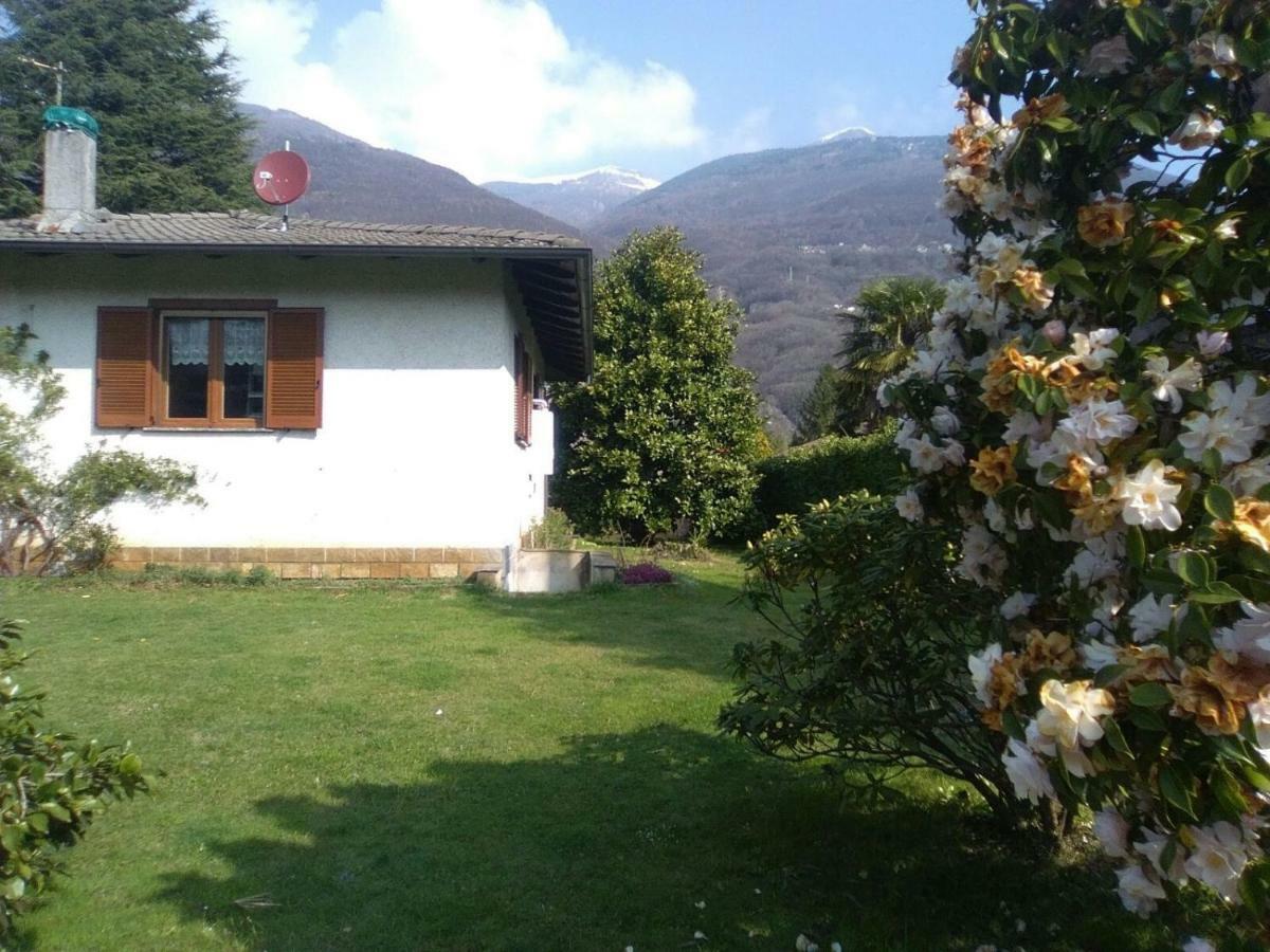 Villa Anna Sorico Bagian luar foto